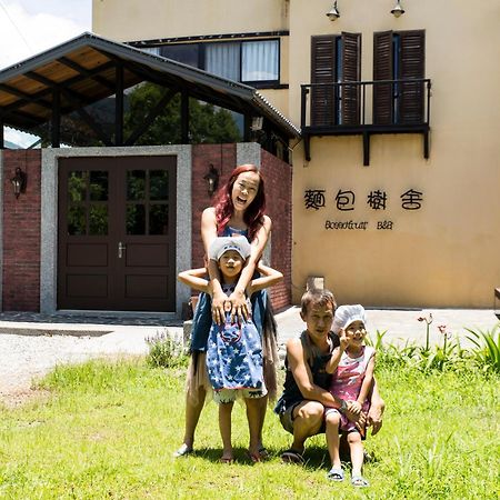 麵包樹舍 Breadfruit B&B Guangfu Exterior foto